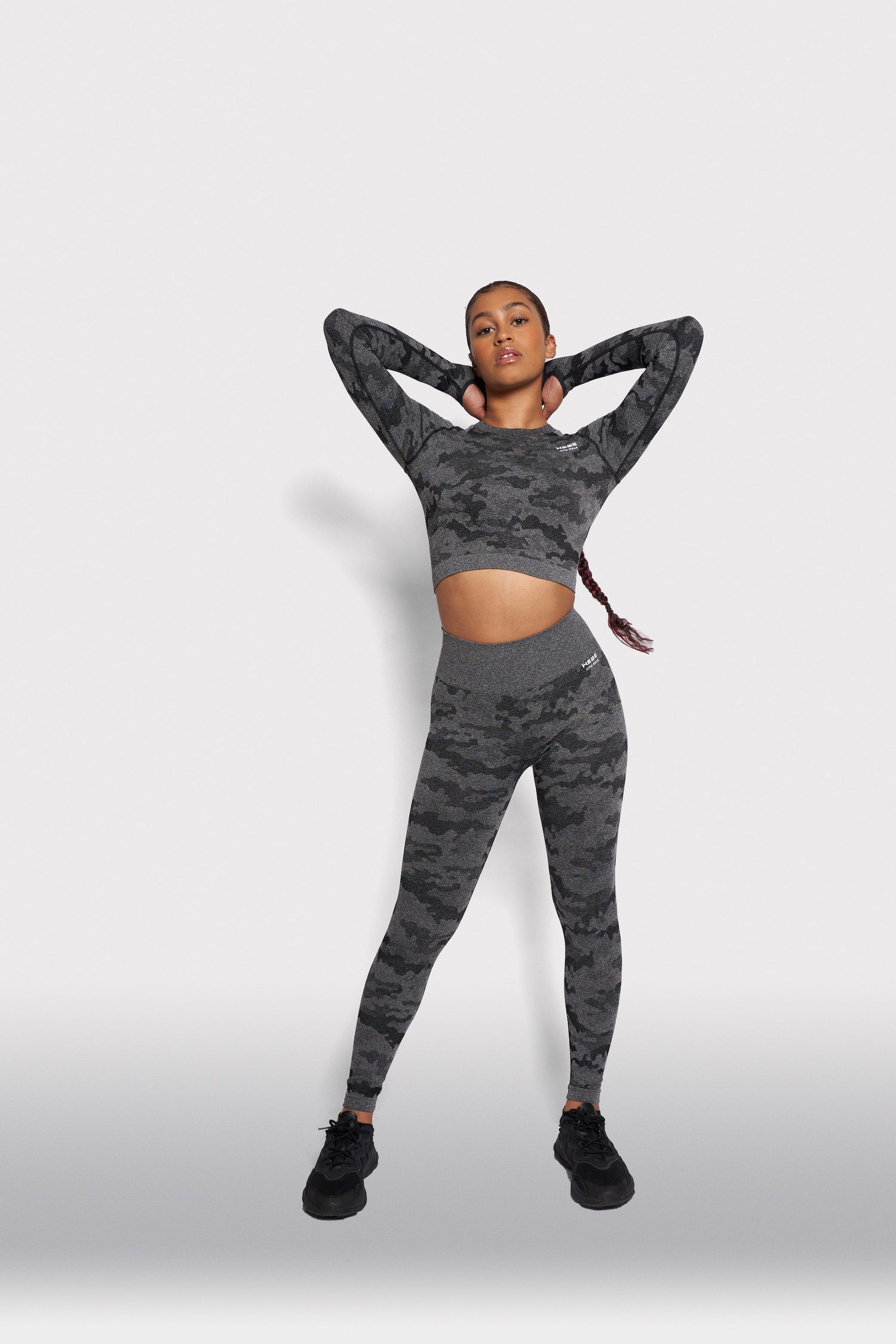 Pursue Fitness Womens Adapt Long Sleeve Crop Top (Black)